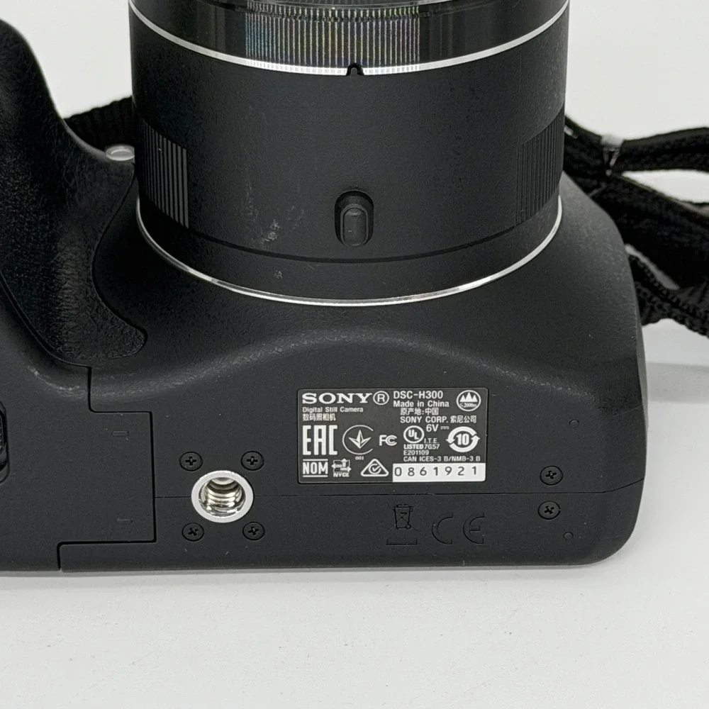 Sony Cyber-shot DSC-H300 20.1MP Digital Camera Black 35x Optical Zoom Bundle
